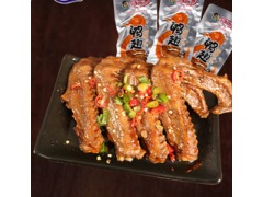 鄉太佬鹵味雞肉 傳統工藝打造的地道江蘇風味